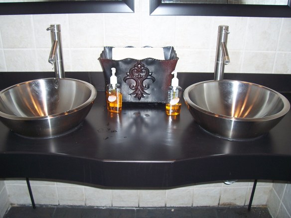 Bathroom in Tupelo, Mississippi